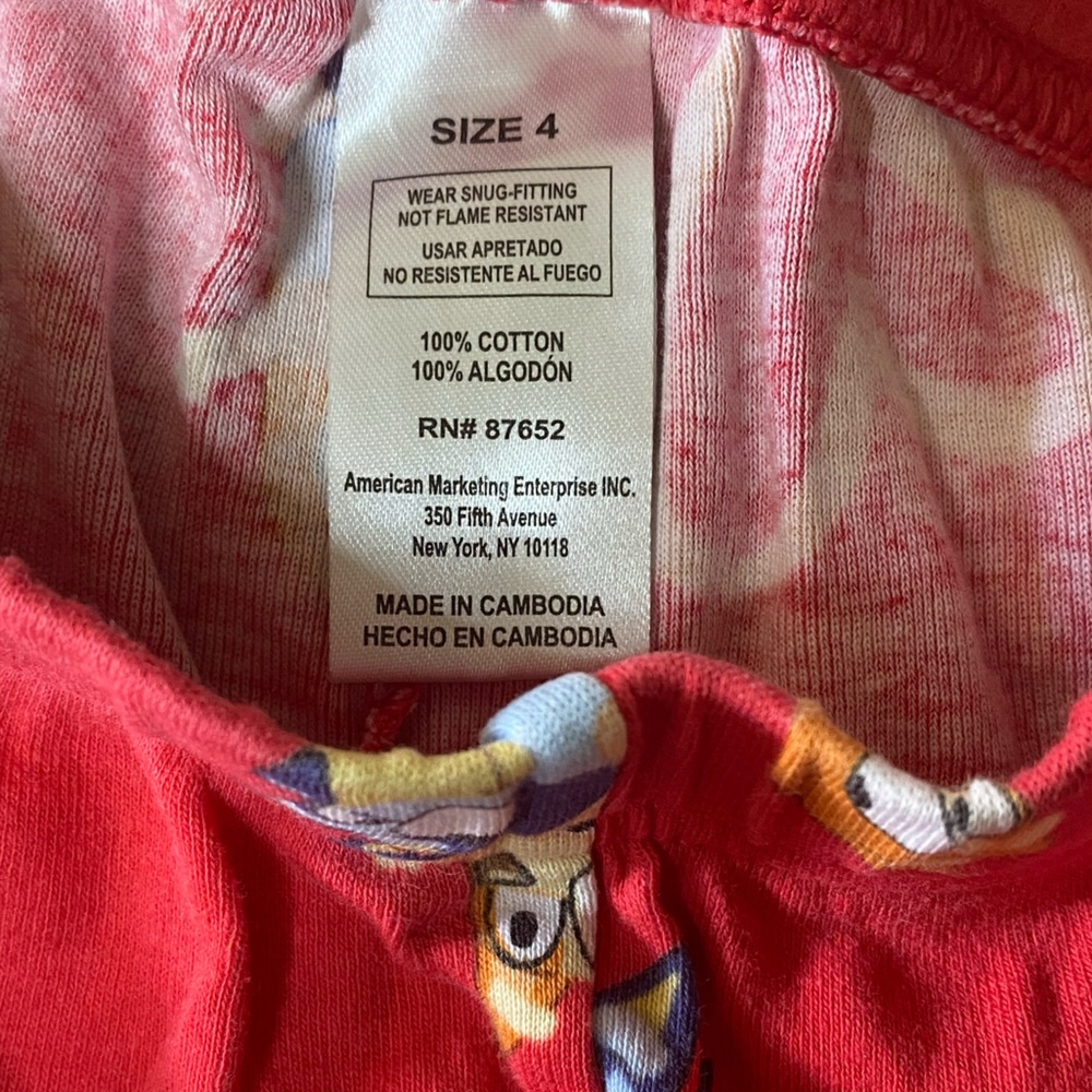 Bluey Red Heart Pajama Set Size 4T - Picture 4 of 5